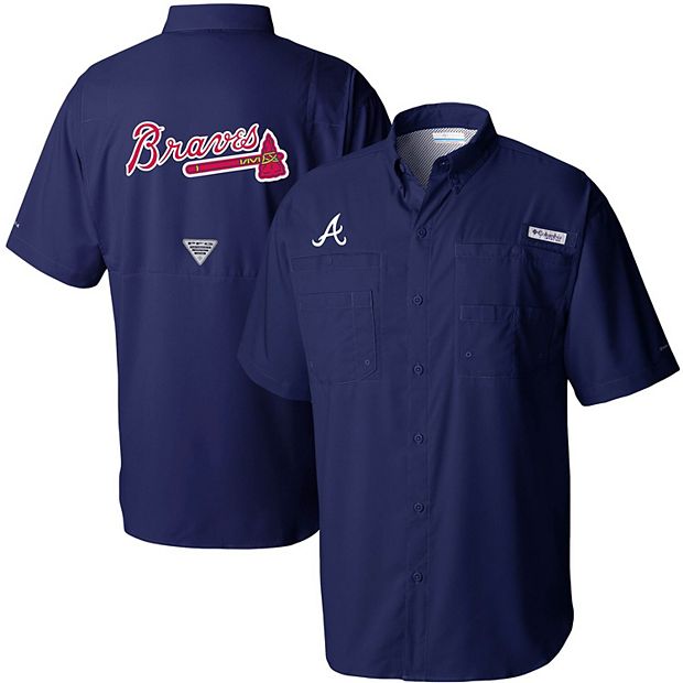 Columbia Sportswear Men's Atlanta Braves Color Block Tamiami Short Sleeve  Shirt
