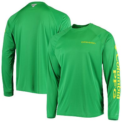 Men's Columbia Green Oregon Ducks Terminal Tackle Omni-Shade Raglan Long Sleeve T-Shirt