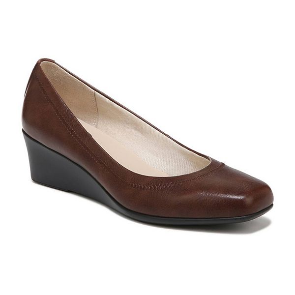 LifeStride Groovy Women's Wedge Pumps