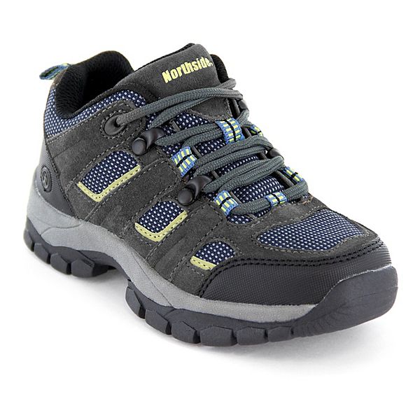 Boys hiking hot sale shoes