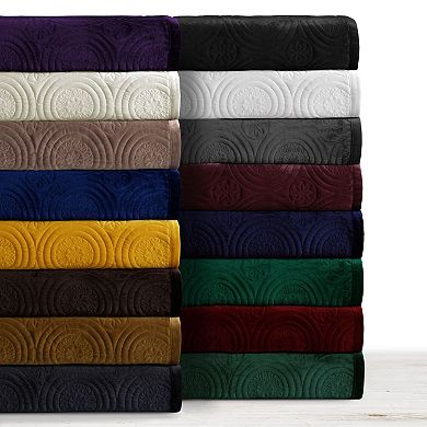 Tribeca Living Capri Medallion Velvet Oversized Quilt Set