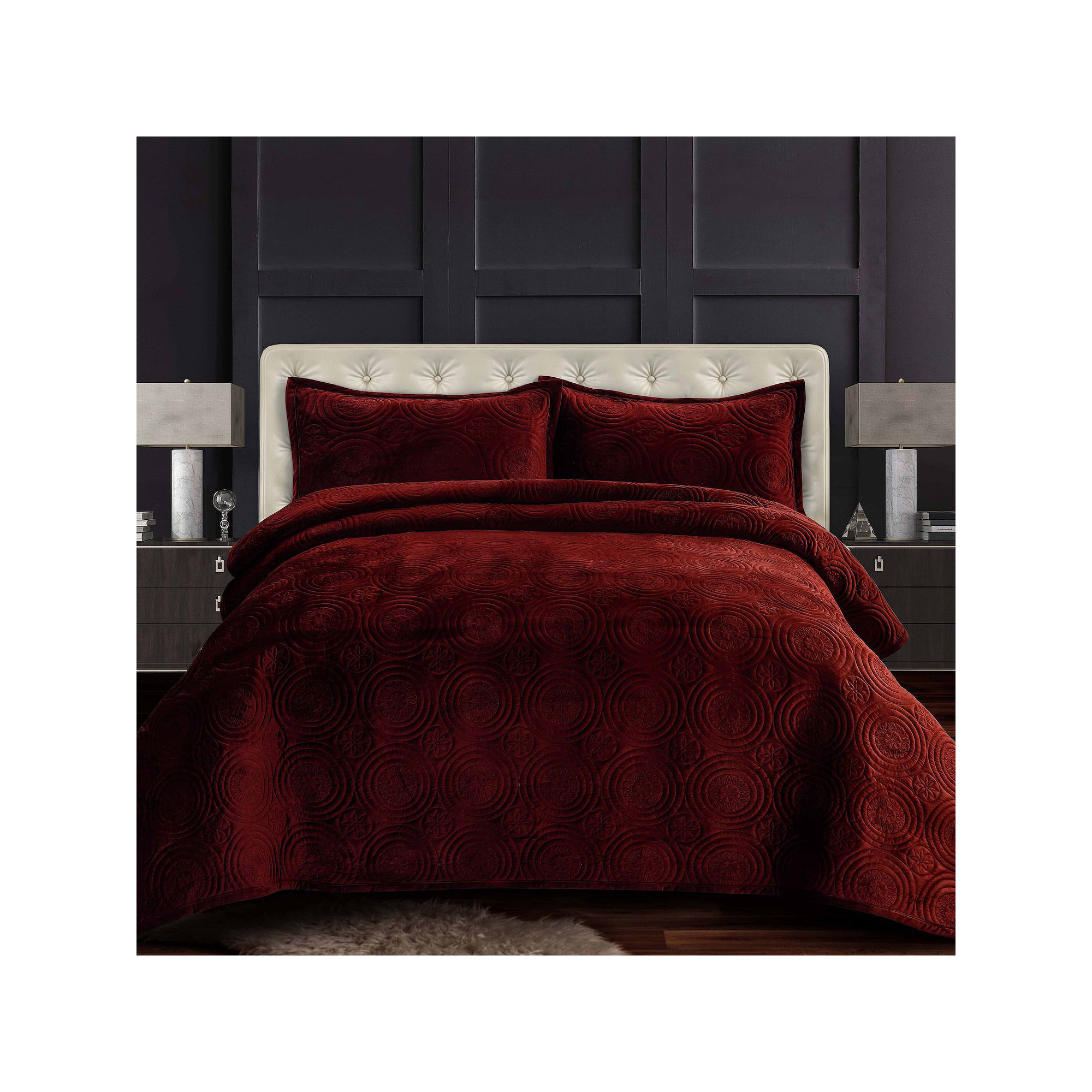 Tribeca Living Capri Medallion Velvet Oversized Quilt Set, Red