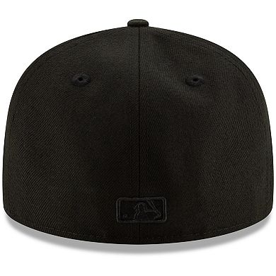Men's New Era Black Milwaukee Brewers Black on Black 59FIFTY Fitted Hat
