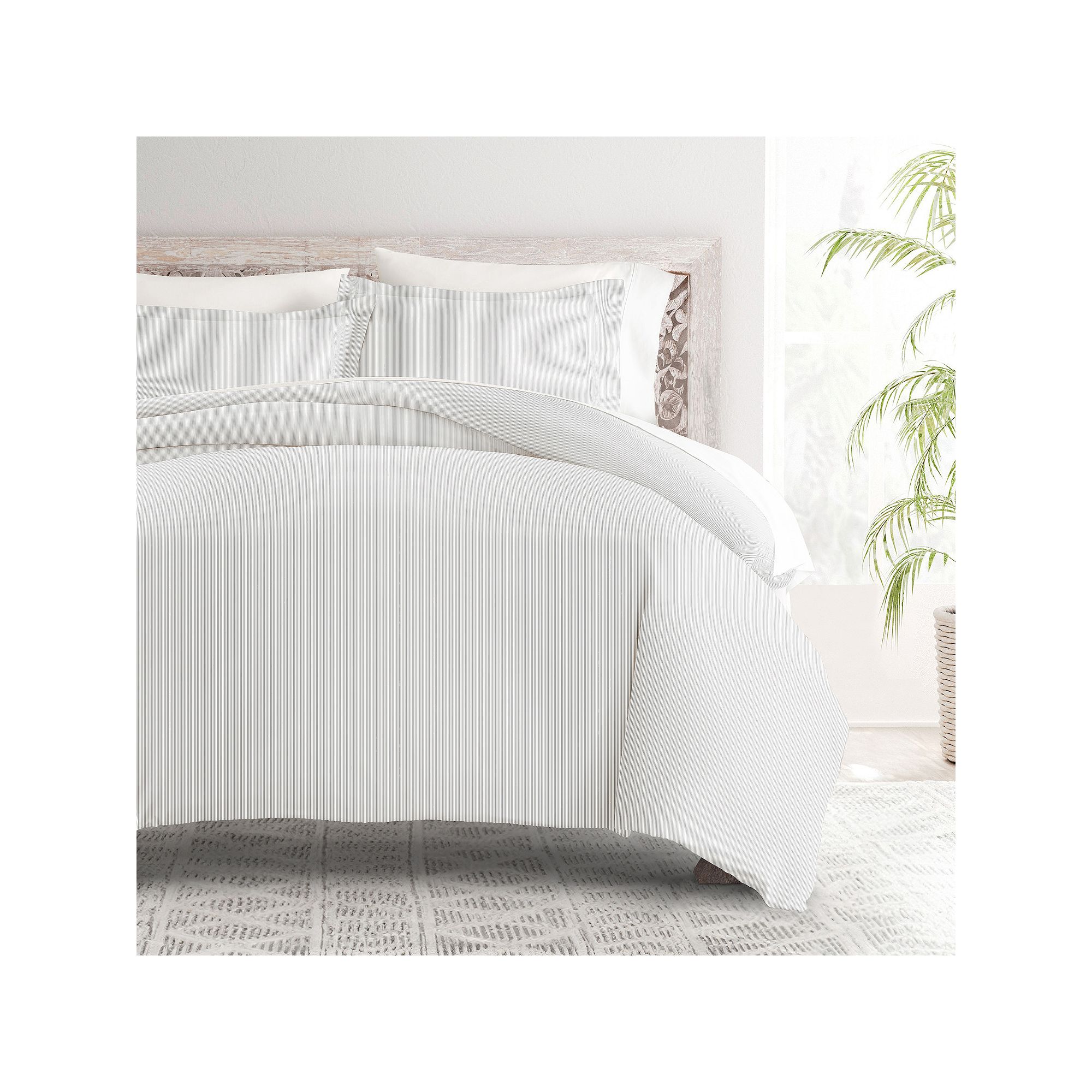Home Collection Premium Ultra Soft Pinstriped Pattern Duvet Cover Set, Ligh