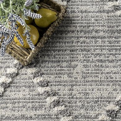 nuLOOM Skylar Textured Trellis Tasseled Area Rug