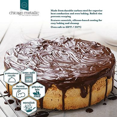 Chicago Metallic Professional 9-in. Nonstick Round Cake Pan