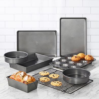 Chicago Metallic Professional 8-pc. Nonstick Bakeware Set