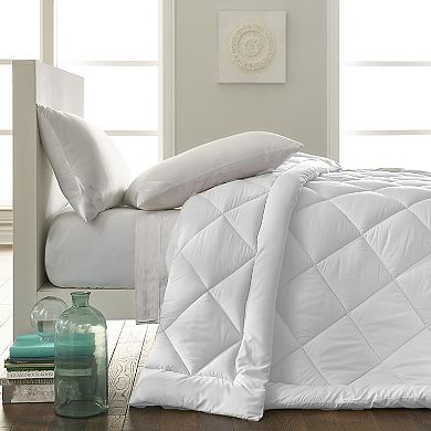 Hotel Laundry Medium Warmth All Season Down Alternative Comforter