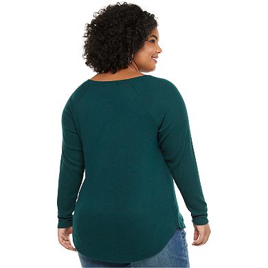 Plus Size EVRI™ Long Sleeve V-Neck Tee