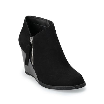 Ugg Ladies Boots Suede Lace Up Wedge Booties SOUL Naturalizer