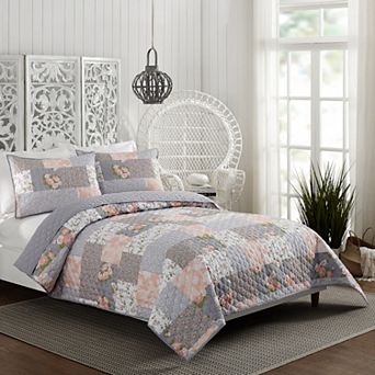 Modern Heirloom Floral Quilt Set with Shams