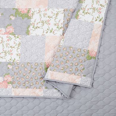 Modern Heirloom Floral Quilt Set