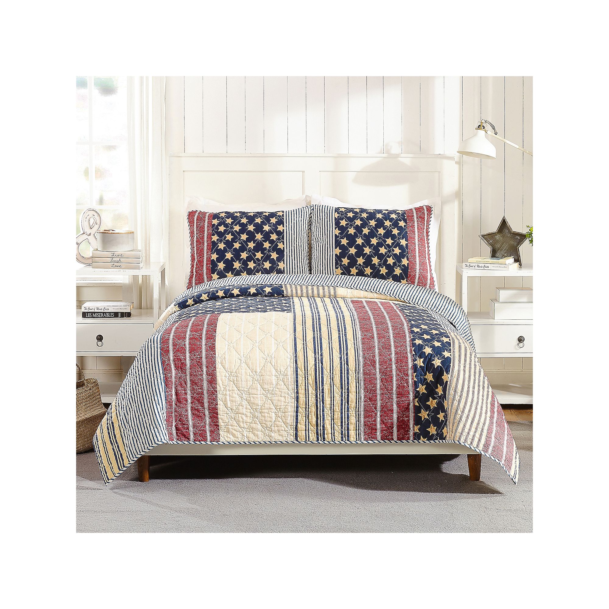 Modern Heirloom Americana Quilt Set with Shams, Multi