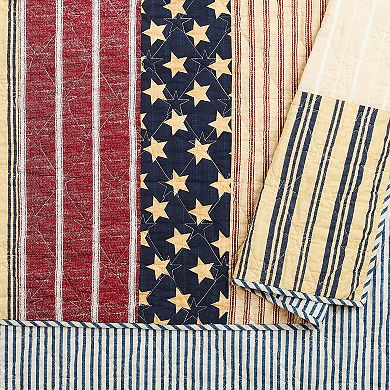 Modern Heirloom Americana Quilt Set with Shams