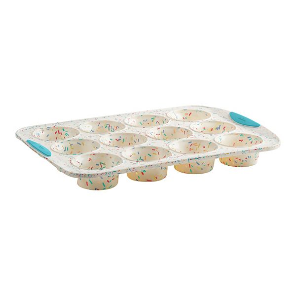 TRUDEAU Silicone Muffin Pan 12-Cup - Kitchen Therapy