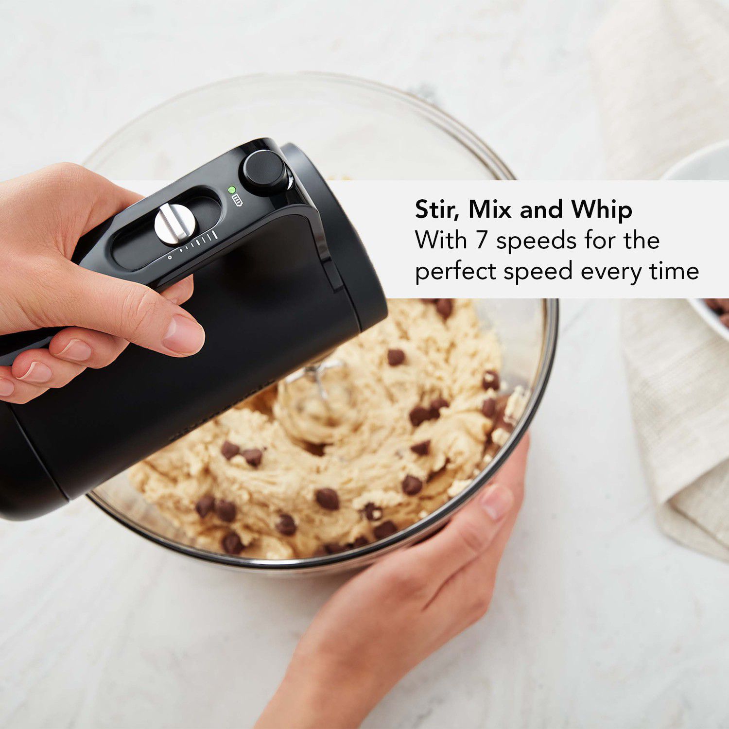 7 Speed Cordless Hand Mixer 5KHMB732 - Thumbnail 4