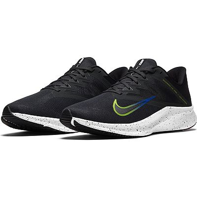 Nike quest running shoes online