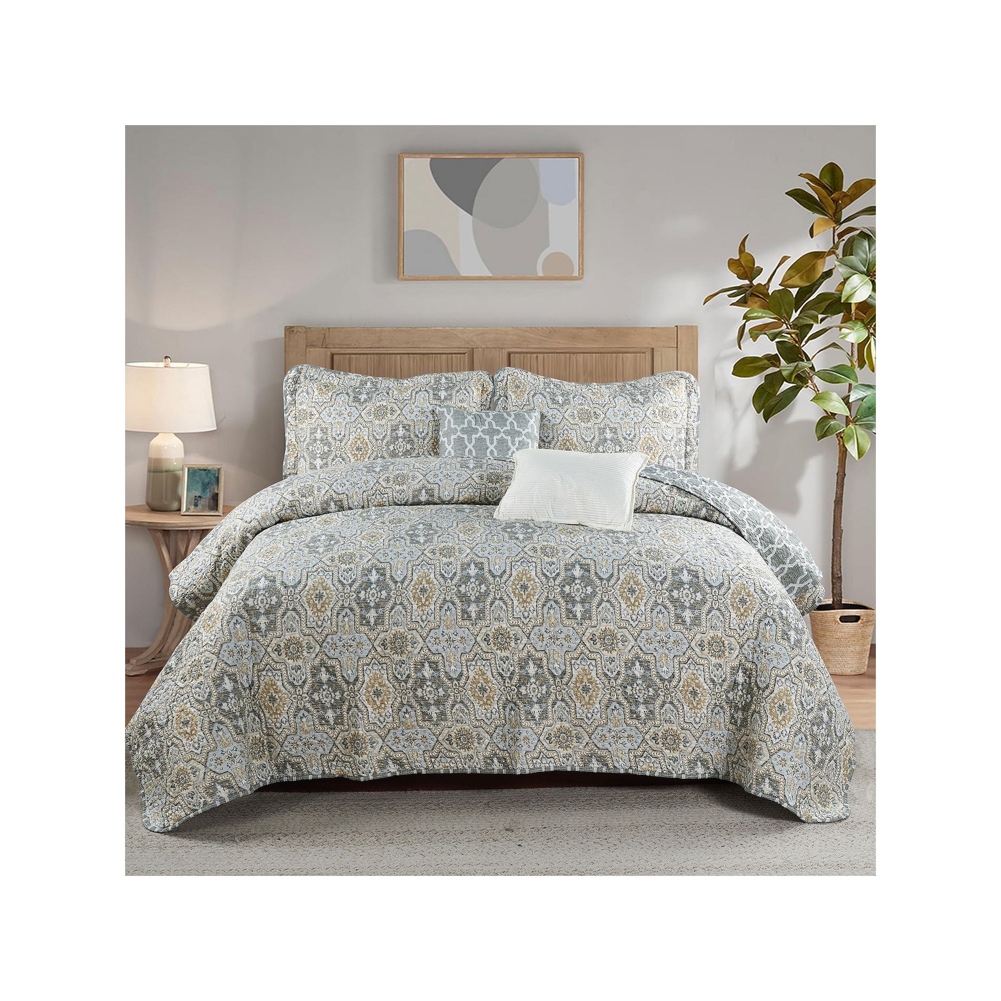 Serenta Lanza 5-piece Quilt Set with Coordinating Throw Pillows