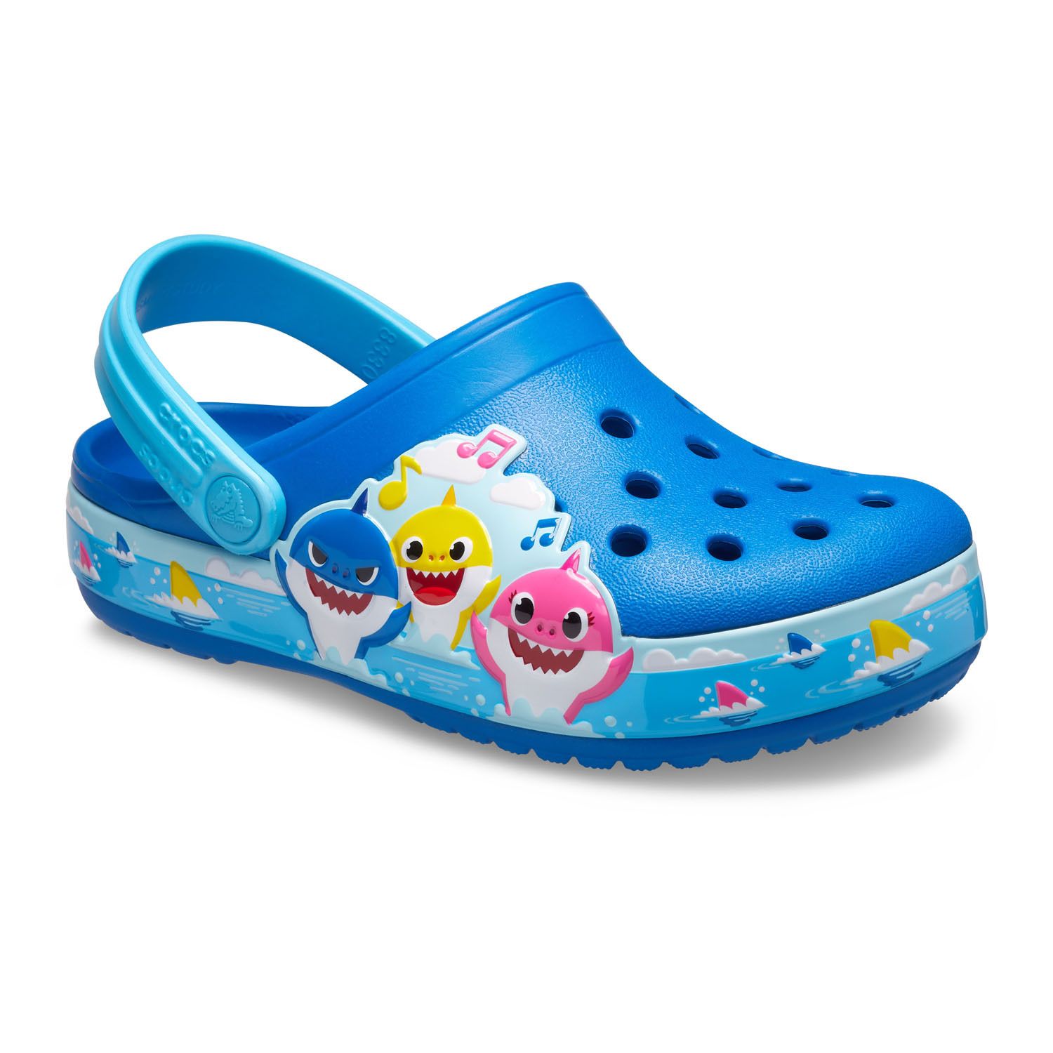 crocs baby shark