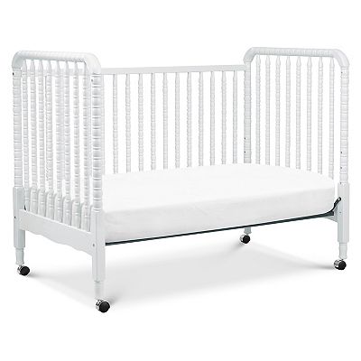 DaVinci Jenny Lind 3-in-1 Convertible Crib