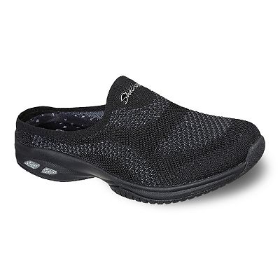 Skechers commute sales