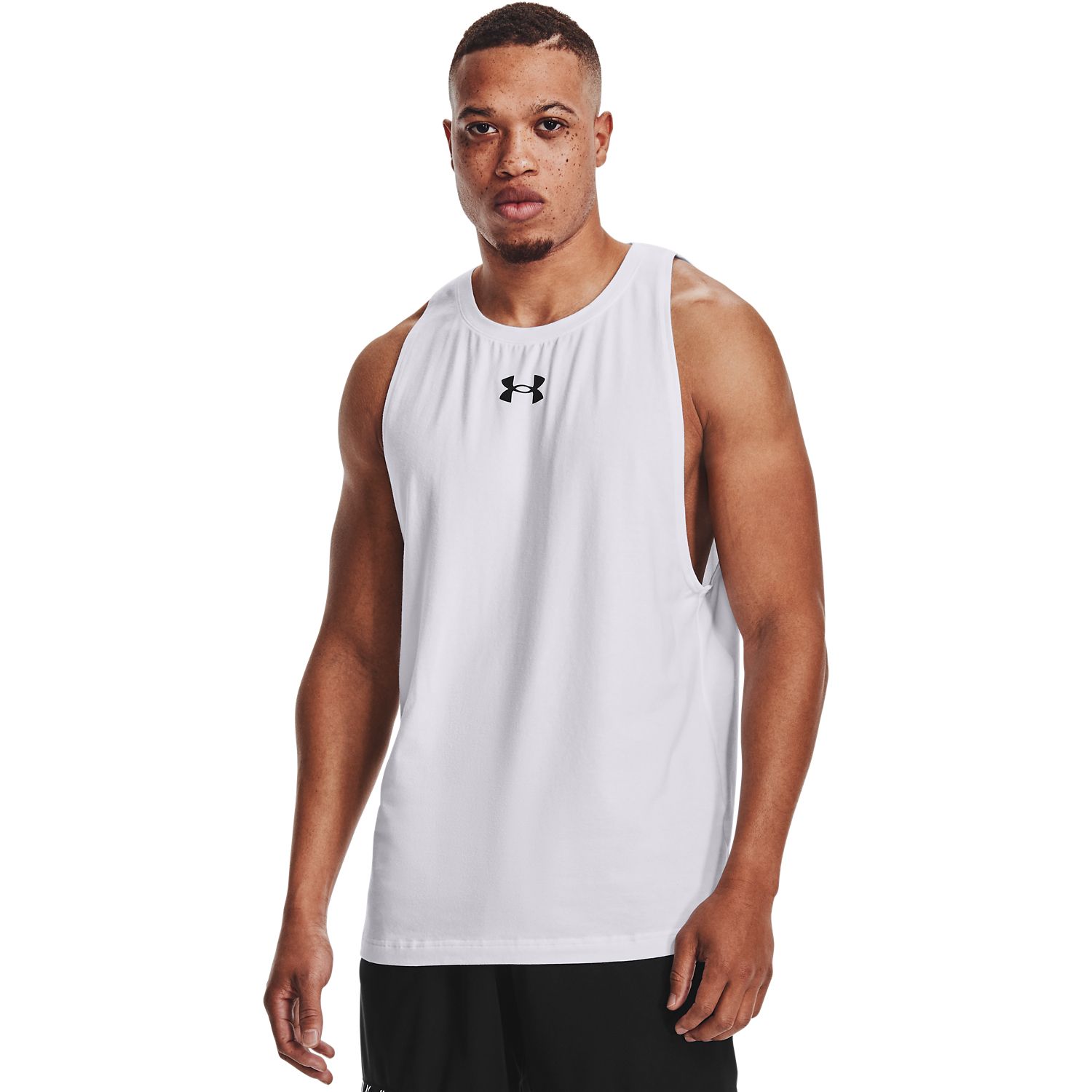 white sleeveless men's shirt