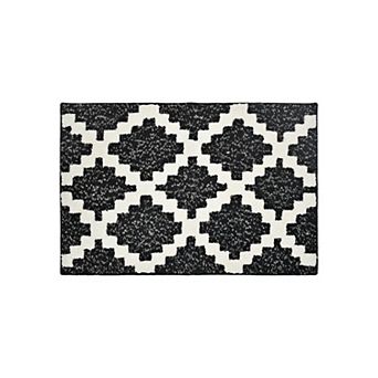 Sonoma Goods For Life® Ultimate Performance Supersoft Area & Washable Throw Rug