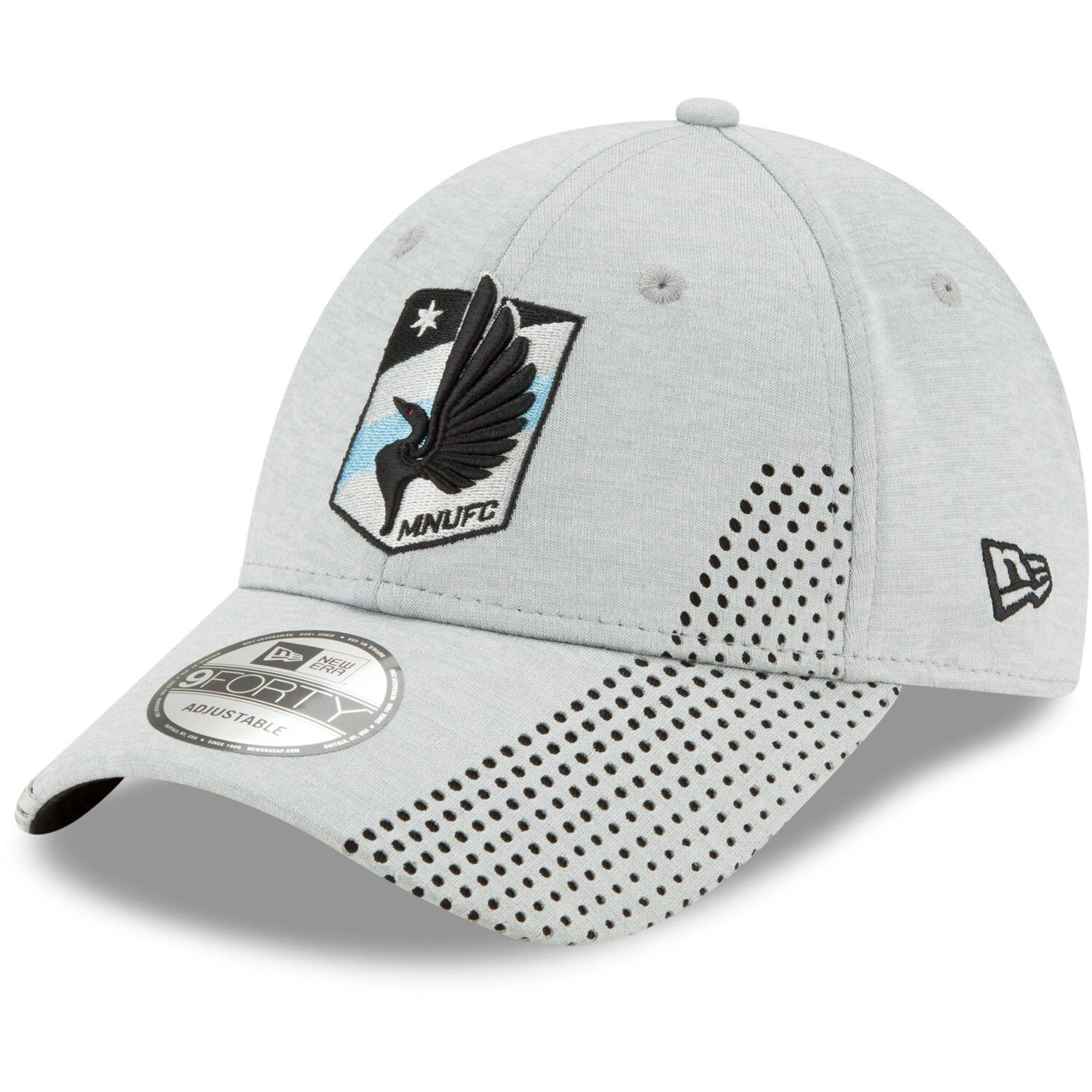 mnufc hat