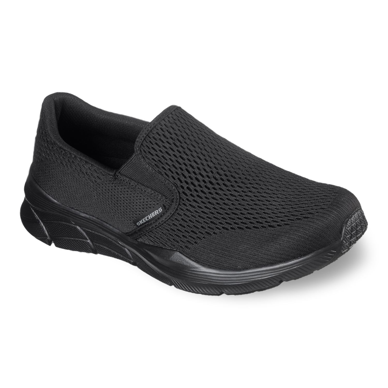 black sketcher tennis shoes