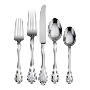 Oneida Boutonniere 20 pc Flatware Set