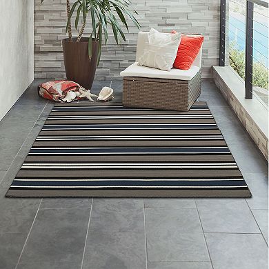 Liora Manne Sorrento Cabana Stripe Indoor Outdoor Rug