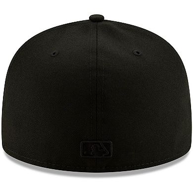 Men's New Era Black San Diego Padres Black on Black 59FIFTY Fitted Hat