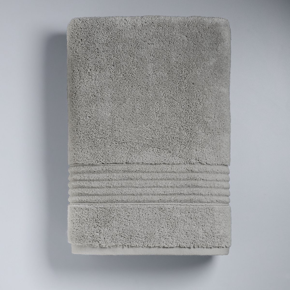 Simply Vera Vera Wang Signature Bath Towel: Silver