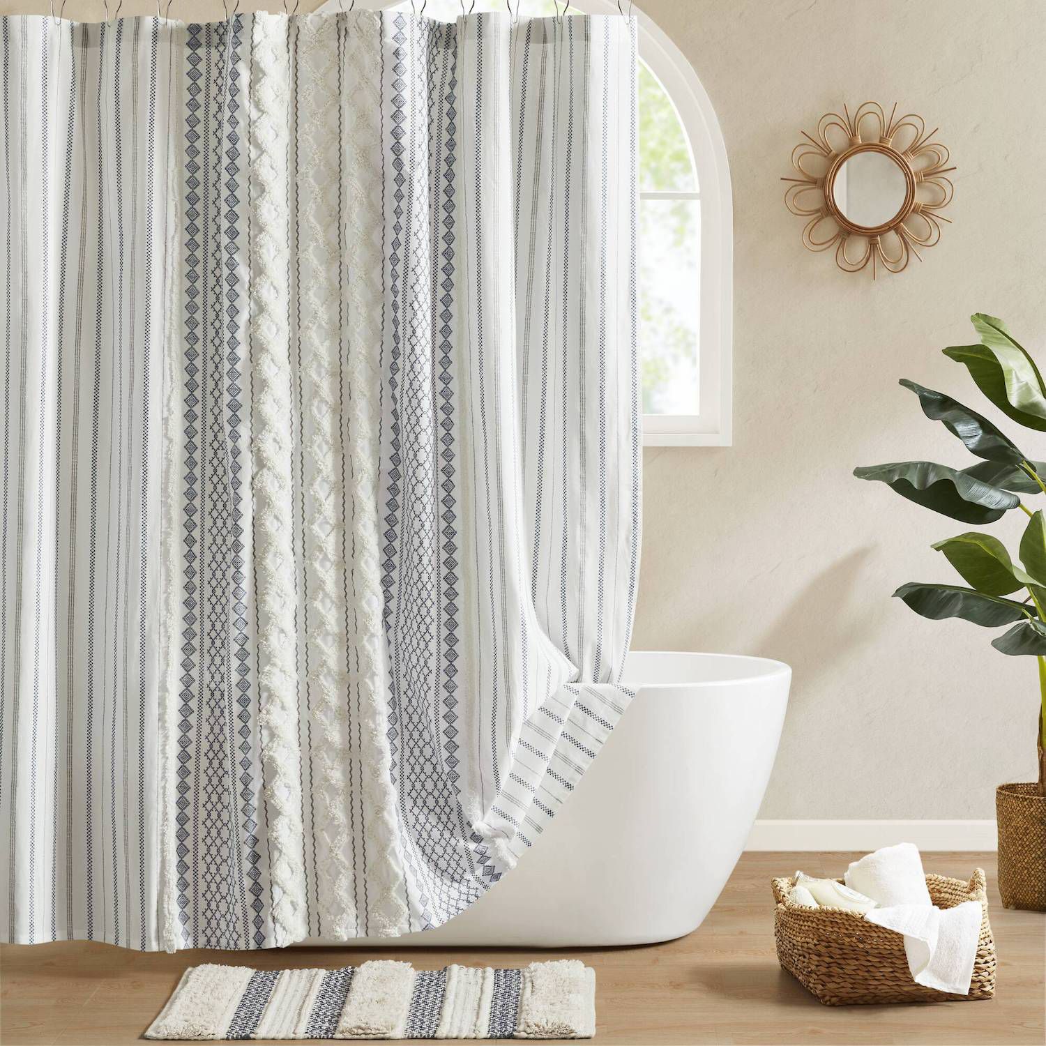 4569680_White_Navy