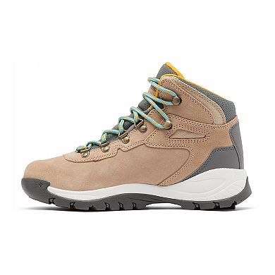 Columbia Women's Newton Ridge??? Plus Waterproof Amped