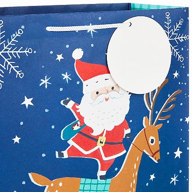 Hallmark Snowy Scenes Christmas Gift Bags in Assorted Sizes 8-Pack