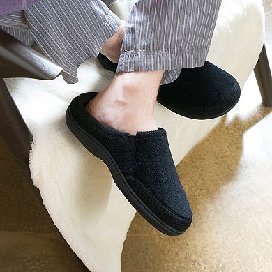 Men's isotoner Microterry and Waffle Travis Hoodback Slippers