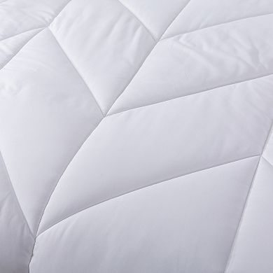 Dream On Trendy Down-Alternative Comforter