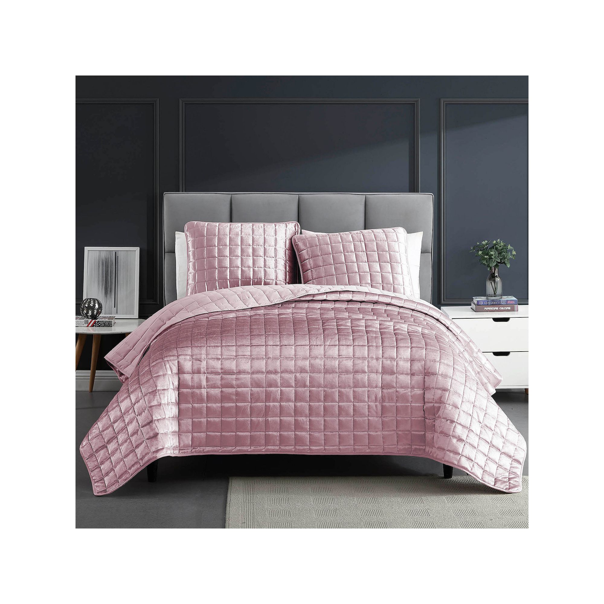 Riverbrook Home Lyndon 3-Piece Quilt Set and Shams, Blush