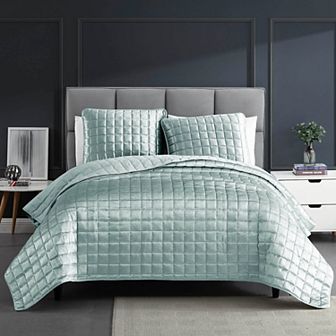 Riverbrook Home Lyndon 3 pc Quilt Set and Shams
