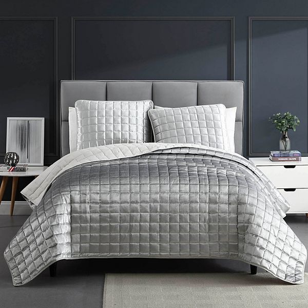 Riverbrook Home Lyndon 3-Piece Quilt Set and Shams