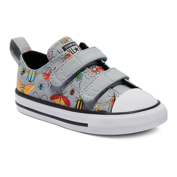 Baby / Toddler Boys' Converse Chuck Taylor All Star 2V Bugged Out Sneakers ايرباص Baby / Toddler Boys' Converse Chuck Taylor All Star 2V Bugged Out Sneakers ايرباص