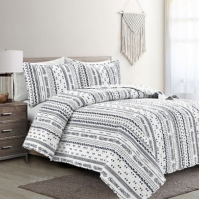 Lush Decor Hygge Stripe Quilt Set with Shams