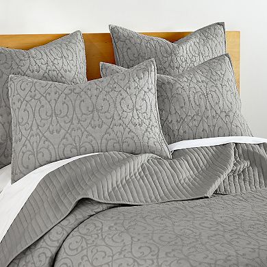 Homthreads Beckett Quilt Set & Shams