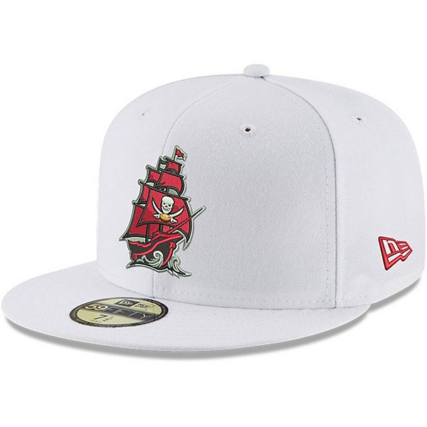 Men's New Era White Tampa Bay Buccaneers Omaha Alternate Logo 59FIFTY  Fitted Hat