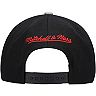 Men's Mitchell & Ness Black Chicago Bulls Core Basic Snapback Hat