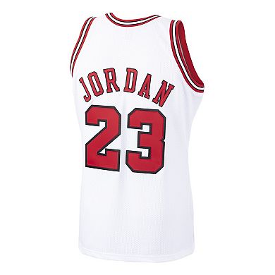 Men's Mitchell & Ness Michael Jordan White Chicago Bulls 1997-98 Hardwood Classics Authentic Player Jersey