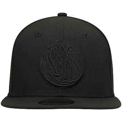 Men's New Era Dallas Mavericks Black On Black 9FIFTY Snapback Hat