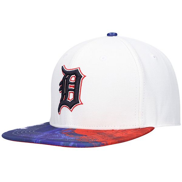 Men's Pro Standard White Detroit Tigers Dip-Dye Snapback Hat