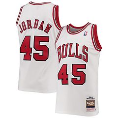 Chicago bulls men's store apparel